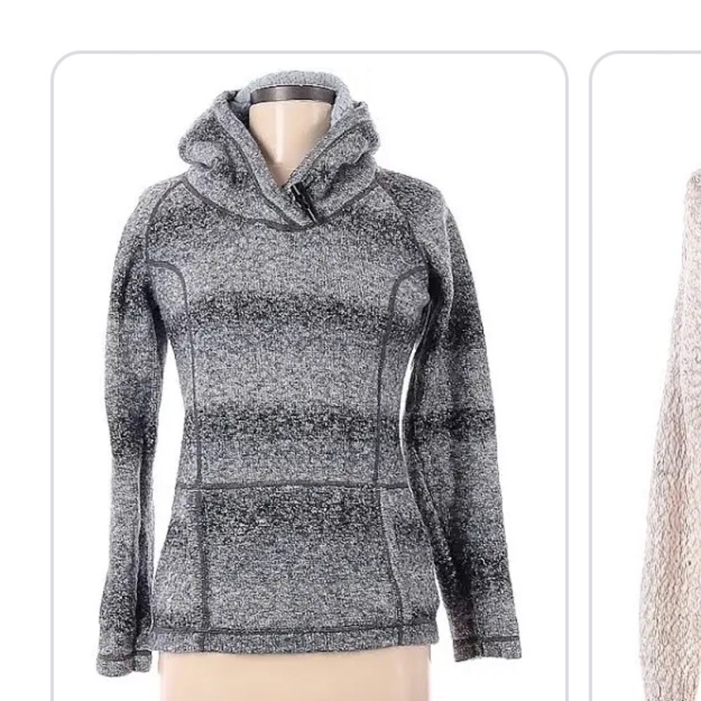 Warm Hooded pullover : xsmall